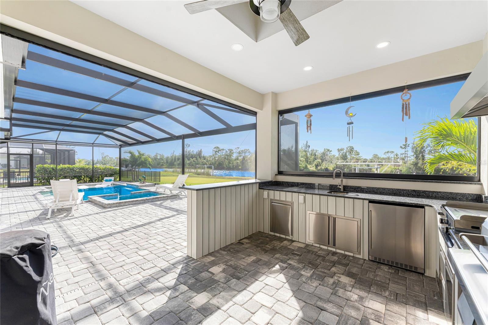 16668 LIGGETT CIR, PORT CHARLOTTE, FL, 33981