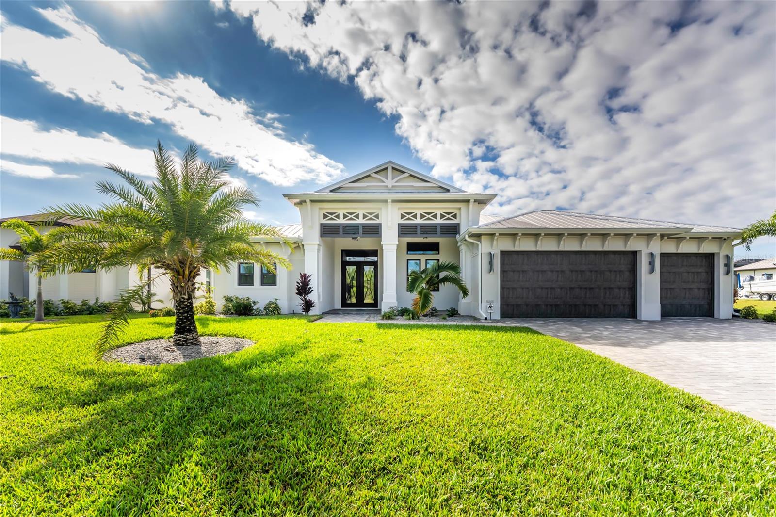 16668 LIGGETT CIR, PORT CHARLOTTE, FL, 33981