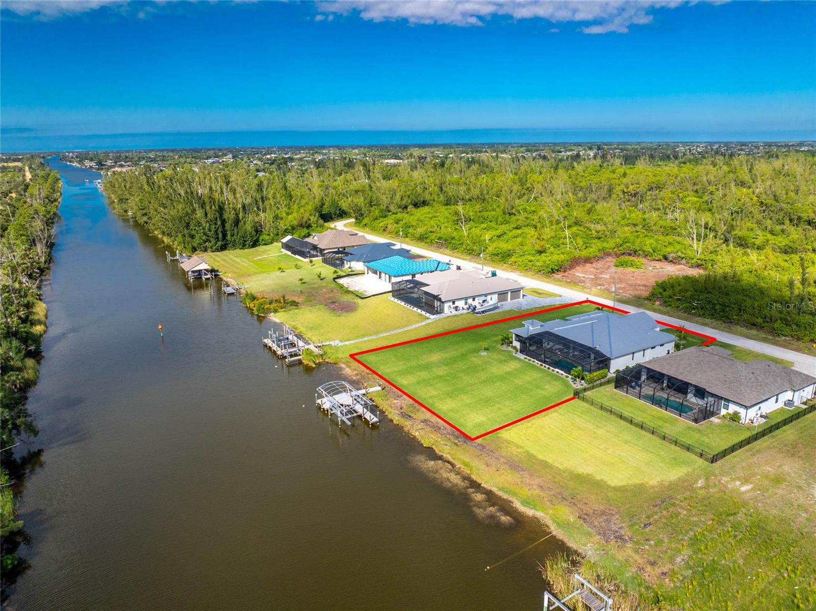 16668 LIGGETT CIR, PORT CHARLOTTE, FL, 33981