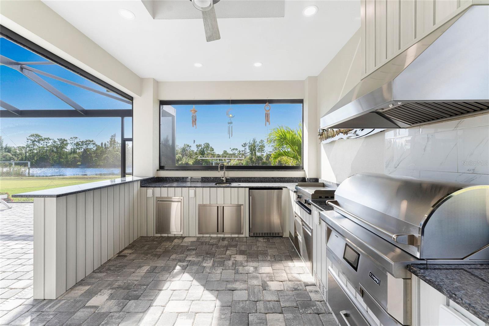 16668 LIGGETT CIR, PORT CHARLOTTE, FL, 33981