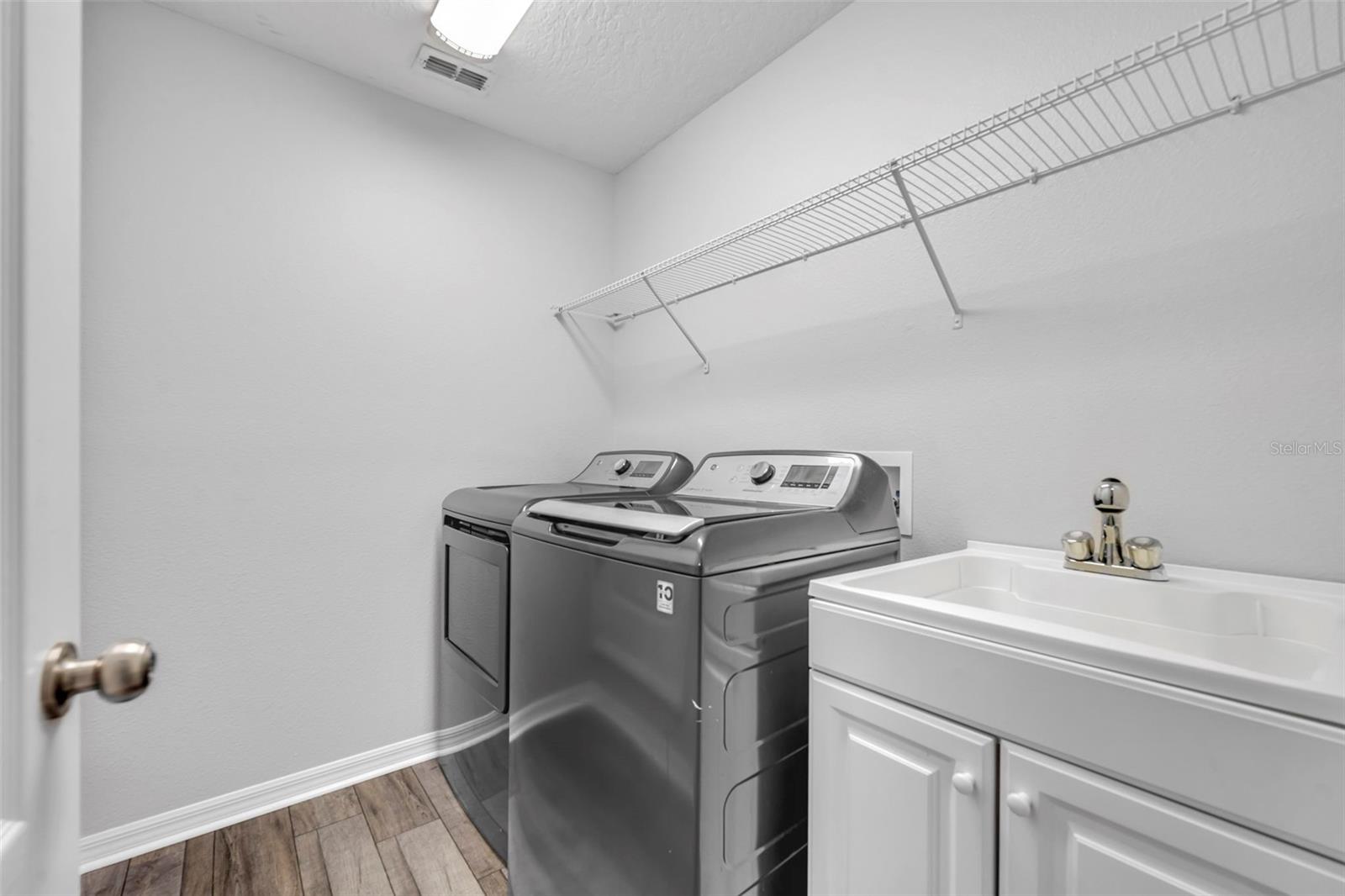 10007 IANS RIDGE RD, ORLANDO, FL, 32832