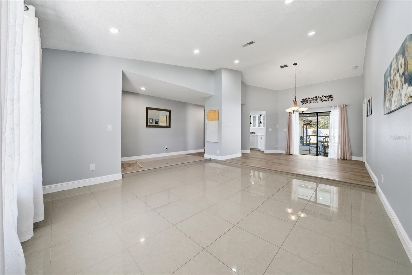 Family Room / Seating Room