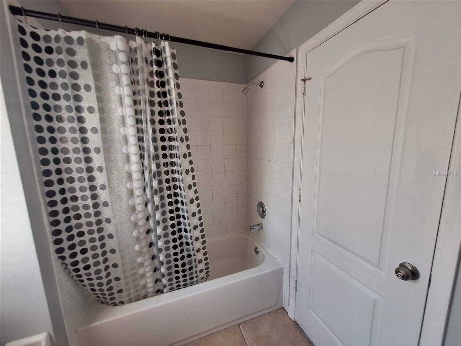 8243 72ND ST E, BRADENTON, FL, 34201