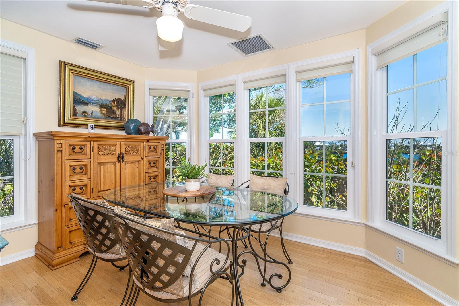 D6144560 Property Photo