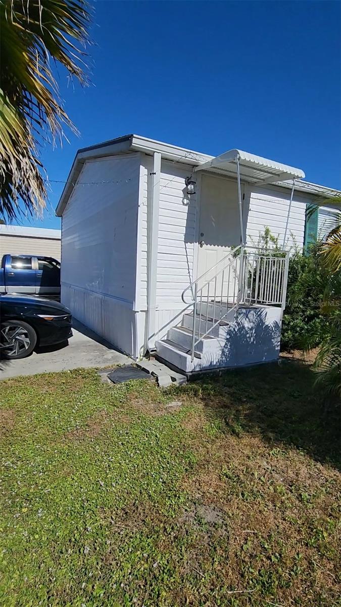 9800 OAKS ST, TAMPA, FL, 33635