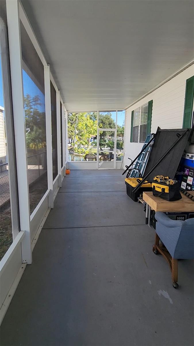 9800 OAKS ST, TAMPA, FL, 33635