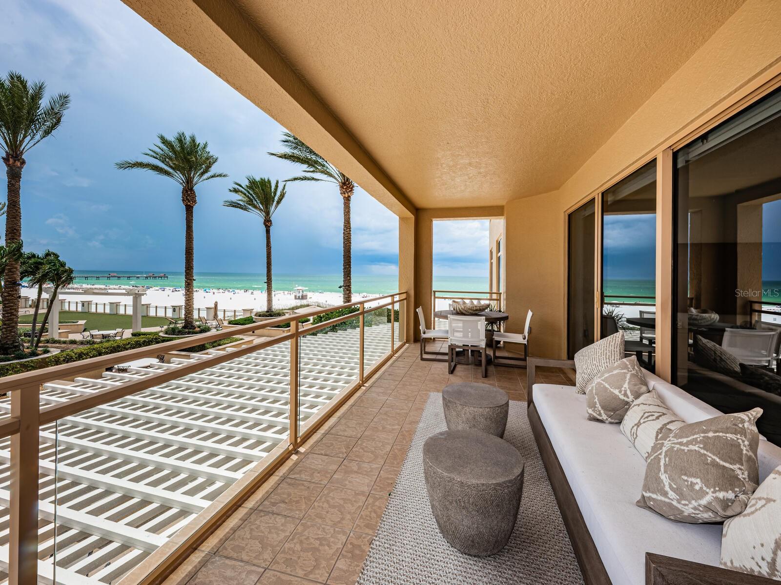 11 BAYMONT ST #403, CLEARWATER BEACH, FL, 33767