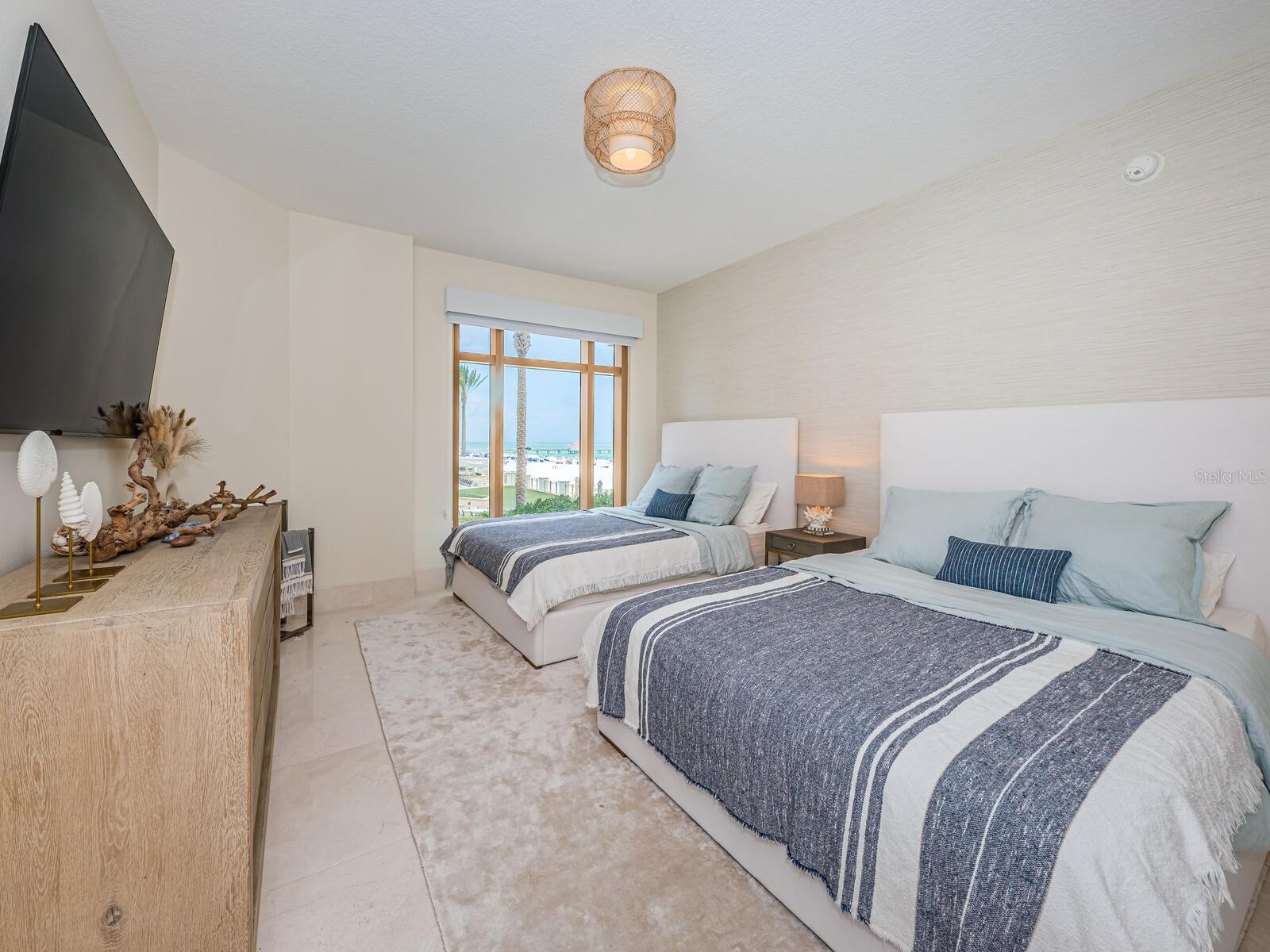 11 BAYMONT ST #403, CLEARWATER BEACH, FL, 33767