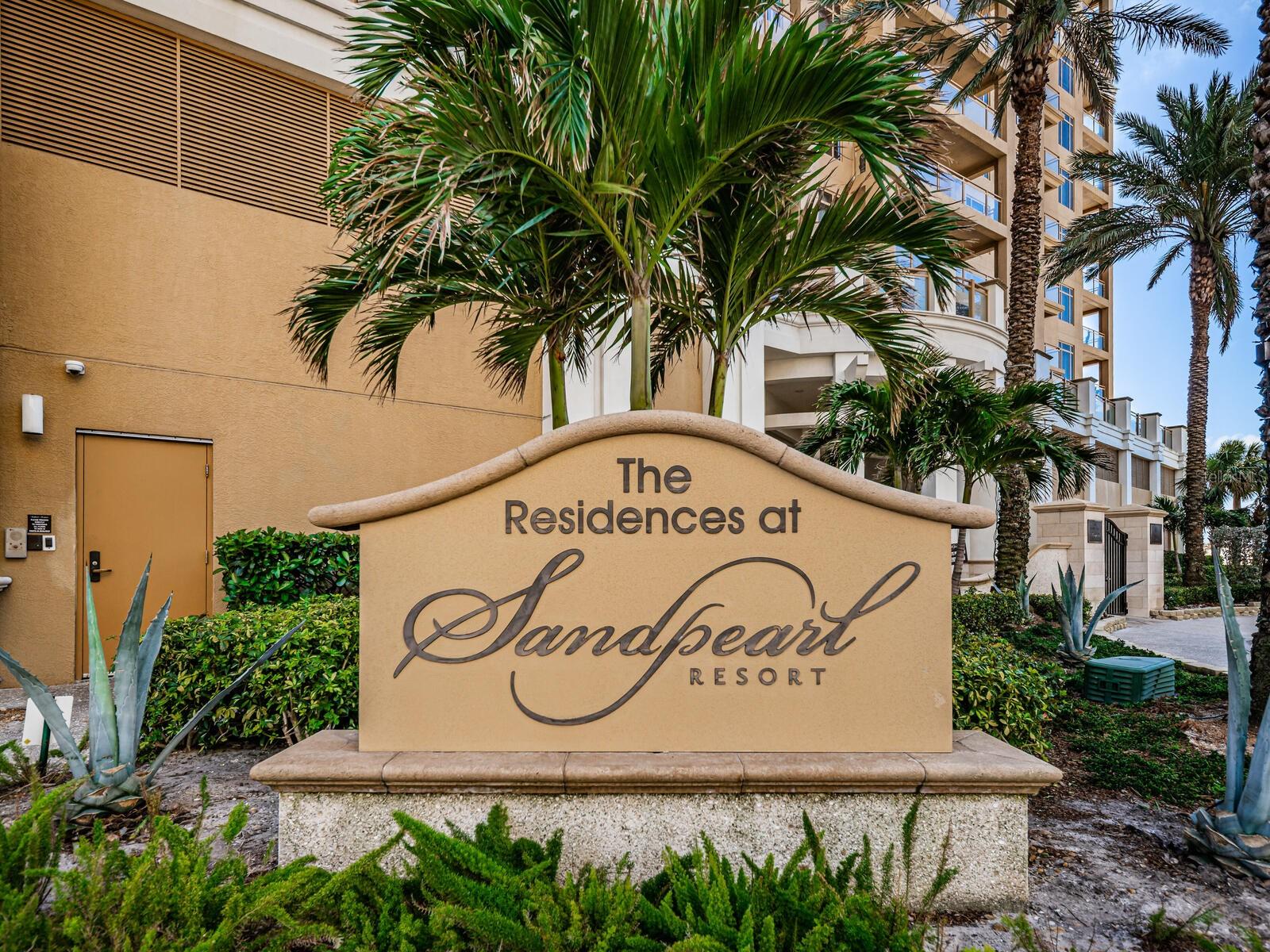 11 BAYMONT ST #403, CLEARWATER BEACH, FL, 33767