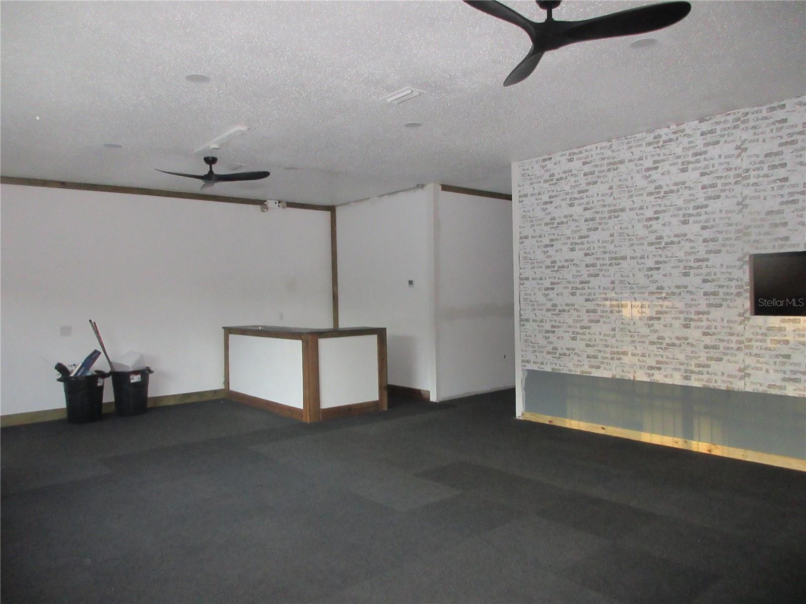 14381 E HWY 40 HWY #14381, SILVER SPRINGS, FL, 34488