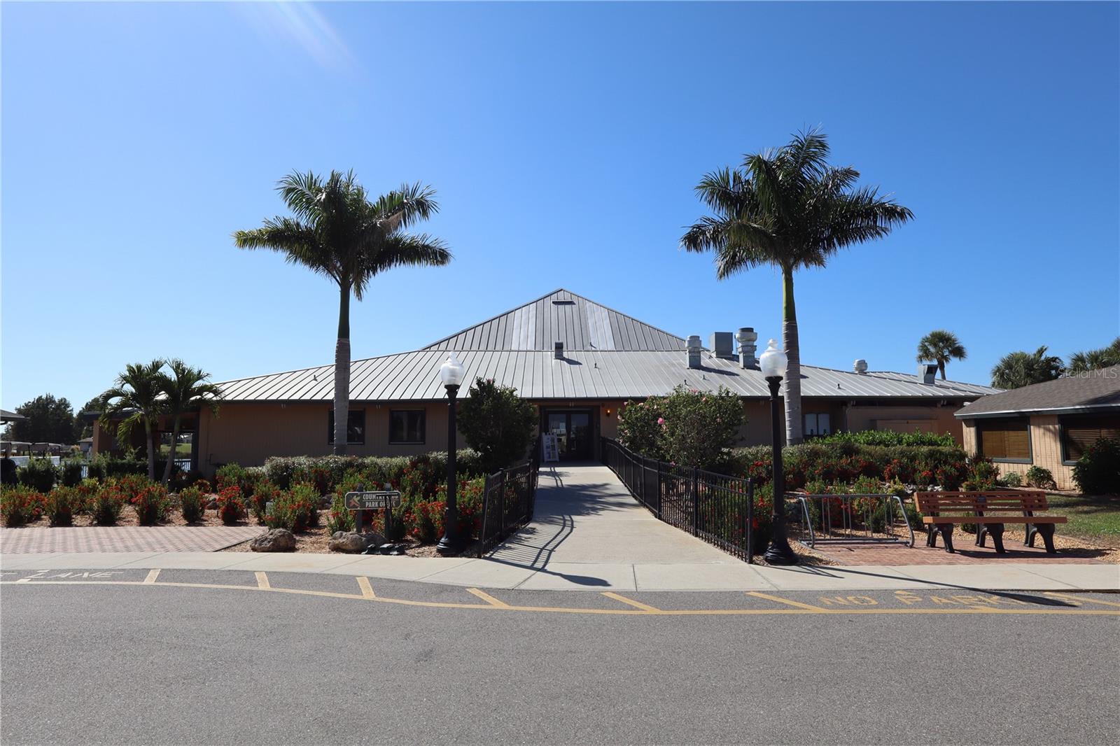 2100 KINGS HWY #1008, PORT CHARLOTTE, FL, 33980