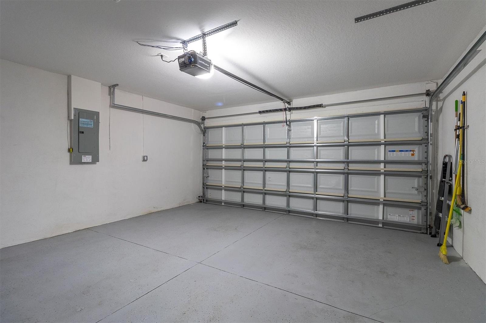 7715 DAWSON CREEK LN, NEW PORT RICHEY, FL, 34654