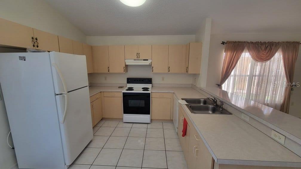 2405 CONDADO CT, KISSIMMEE, FL, 34743