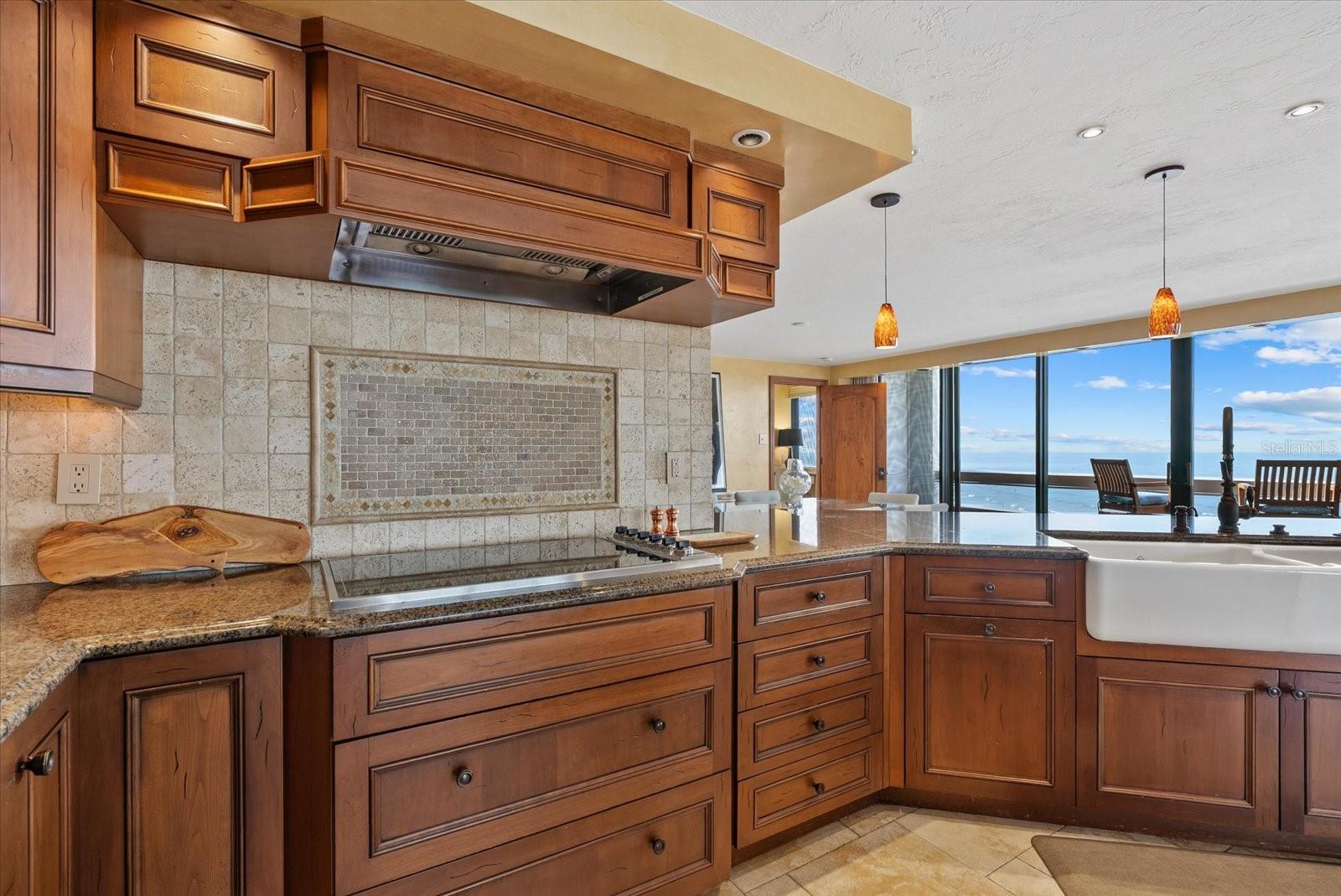 A4670756 Property Photo