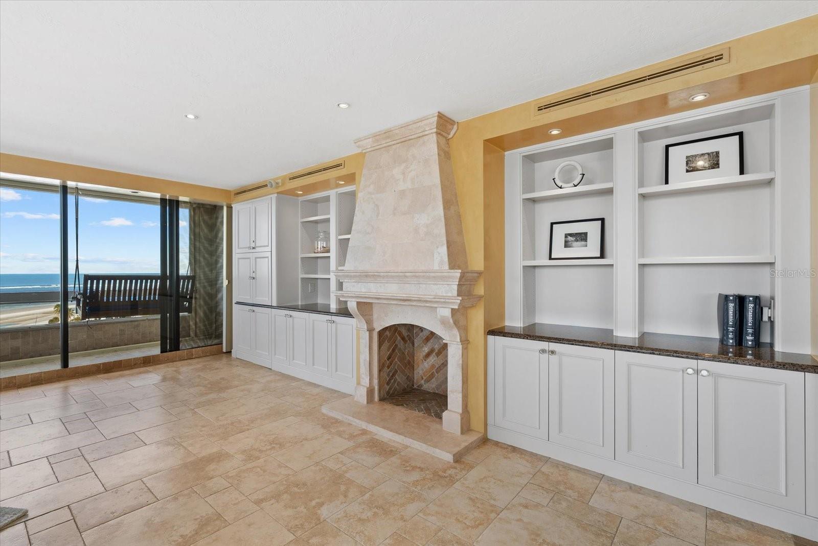 A4670756 Property Photo