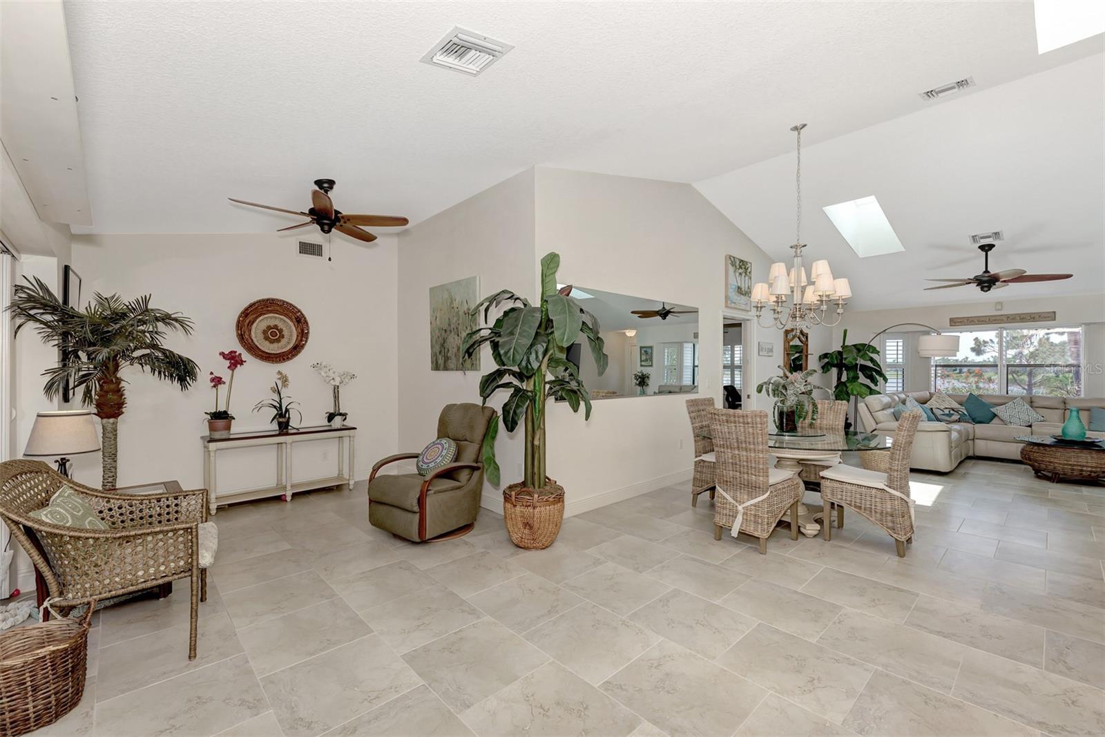 8170 CASA DE MEADOWS DR, ENGLEWOOD, FL, 34224