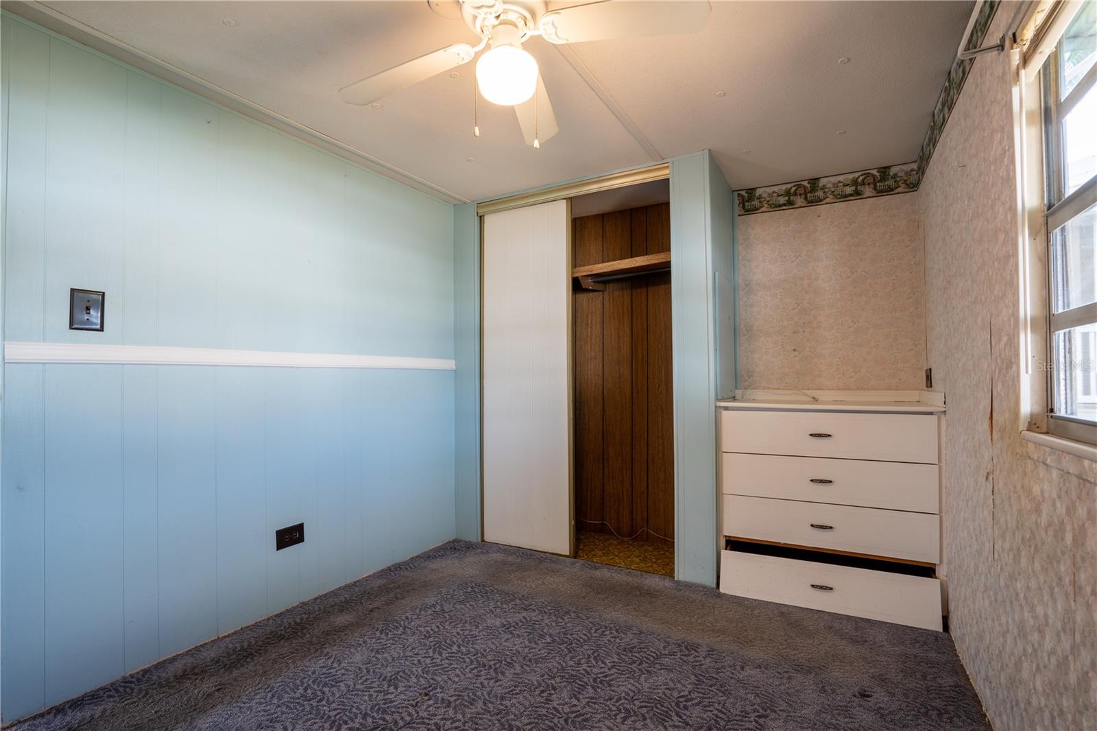 TB8444228 Property Photo