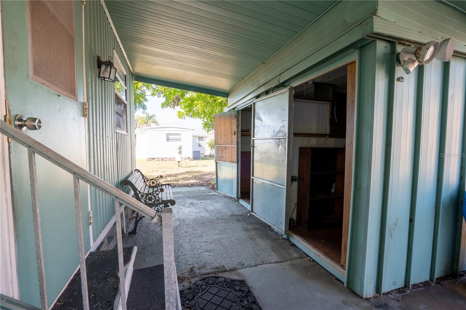 TB8444228 Property Photo