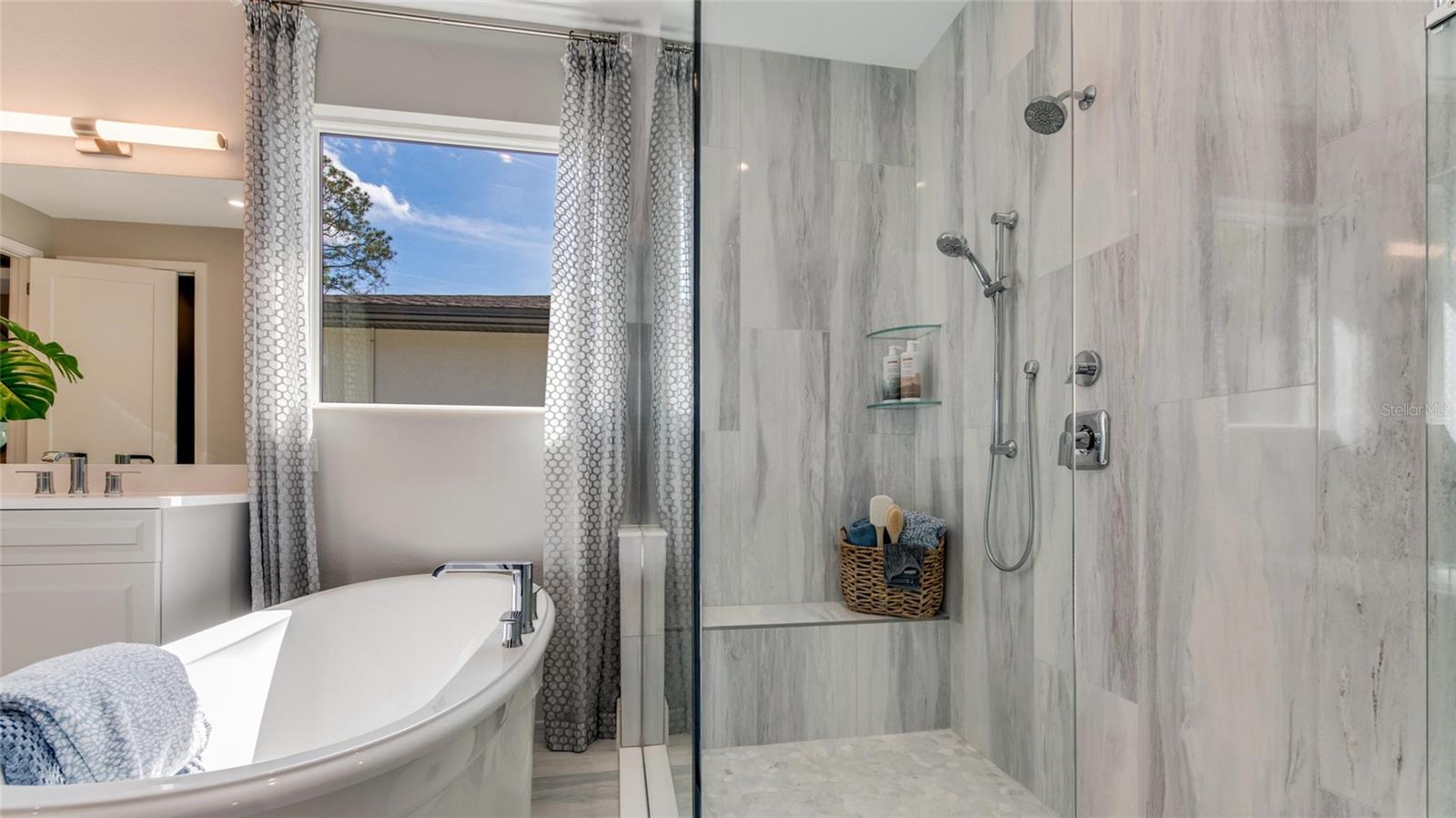 1299 CRESSWIND BLVD, DELAND, FL, 32724