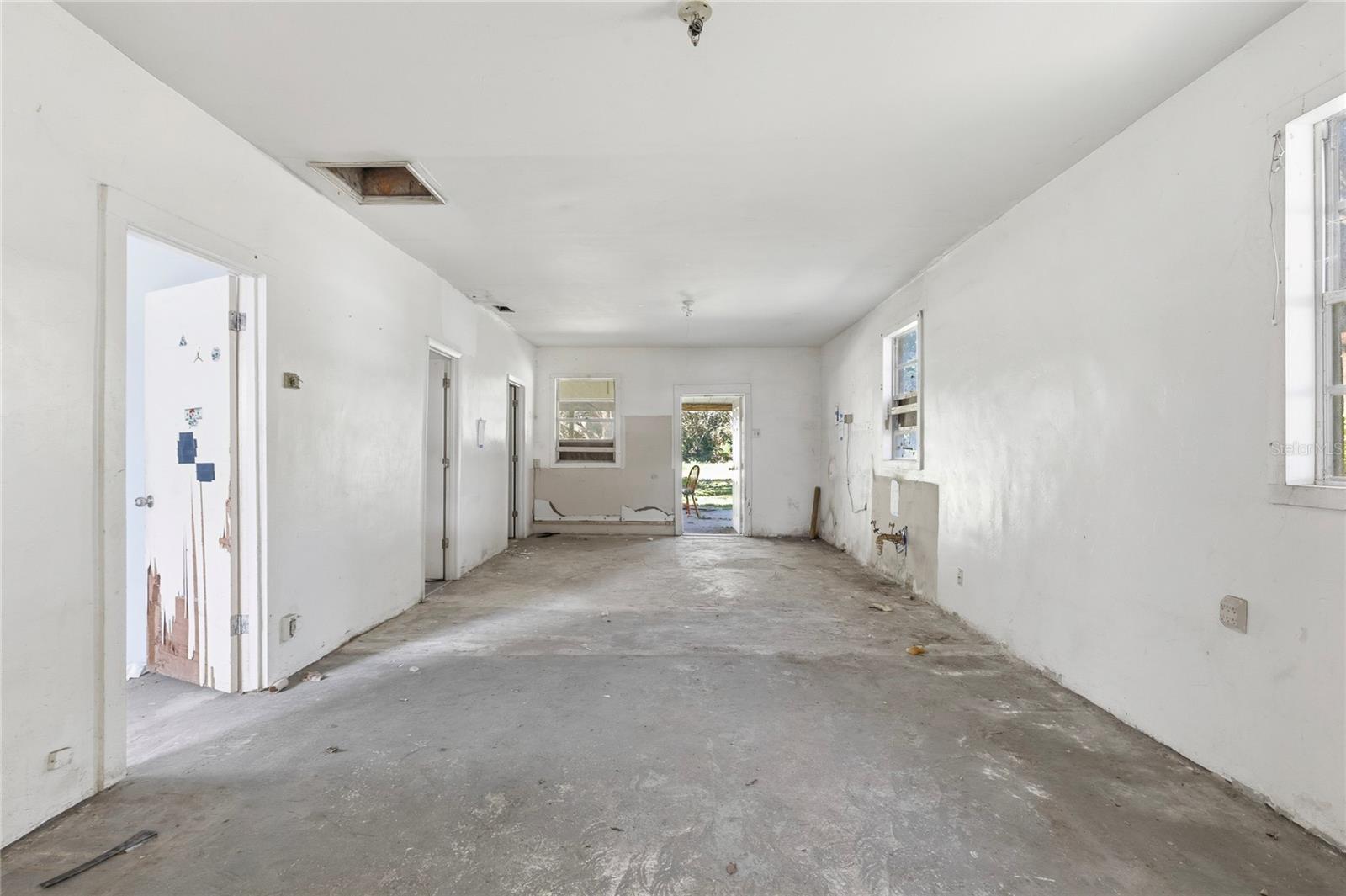 15217 MYRTLE ST, DADE CITY, FL, 33523