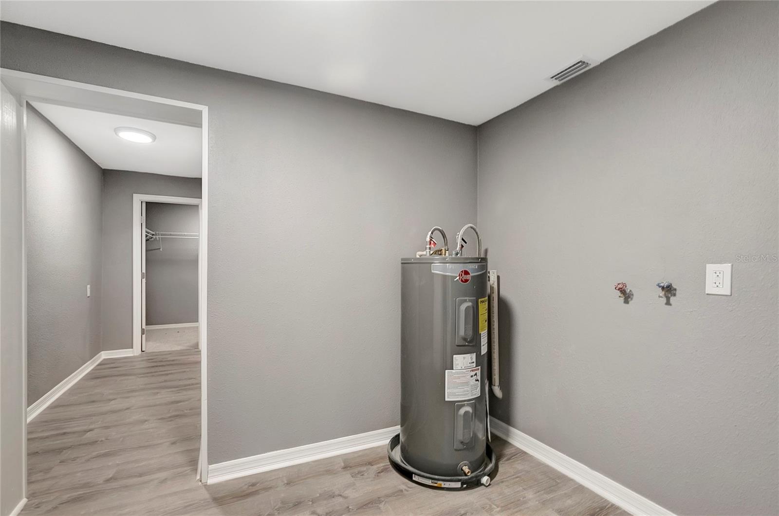 3619 E CLIFTON ST, TAMPA, FL, 33610