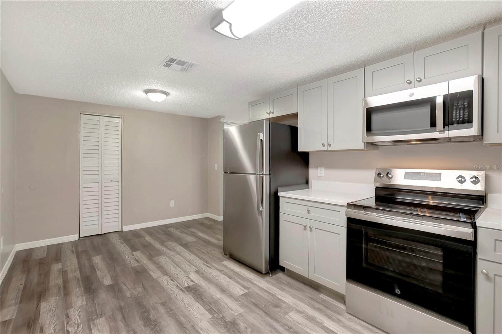 1714 E MAPLE AVE, TAMPA, FL, 33604