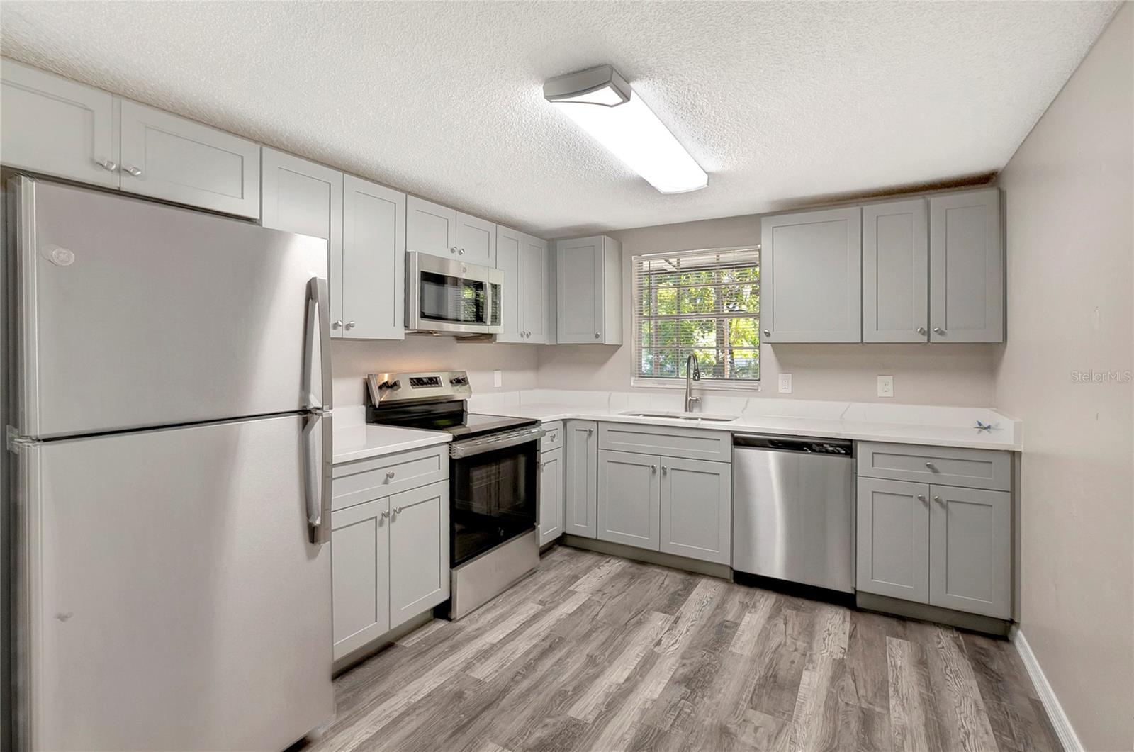 1714 E MAPLE AVE, TAMPA, FL, 33604