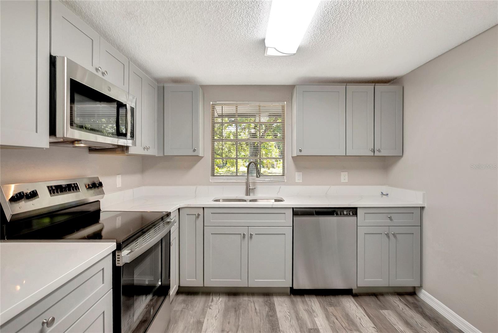 1714 E MAPLE AVE, TAMPA, FL, 33604