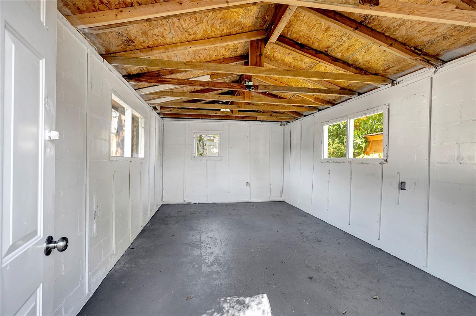 1714 E MAPLE AVE, TAMPA, FL, 33604