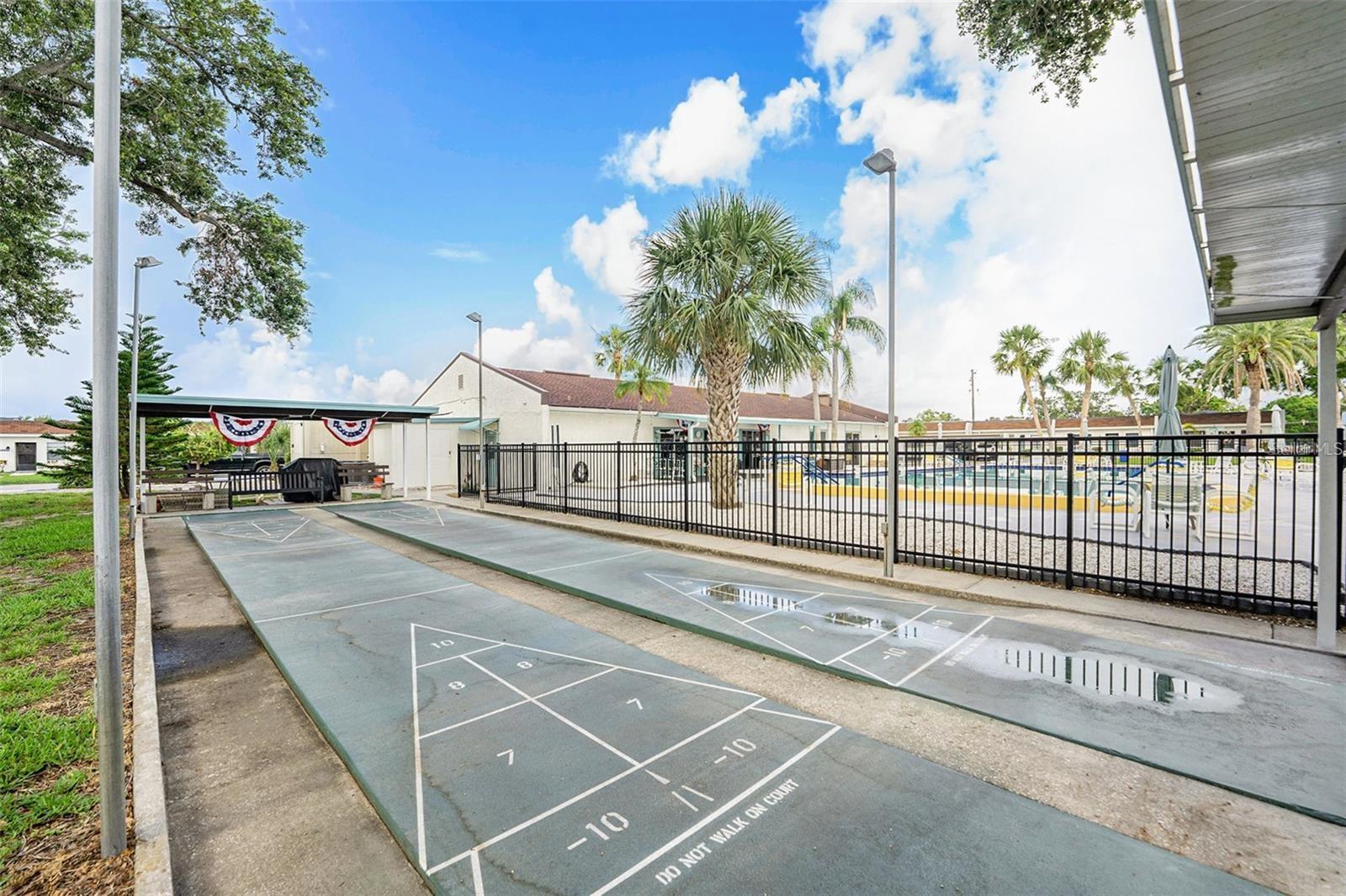 TB8444260 Property Photo