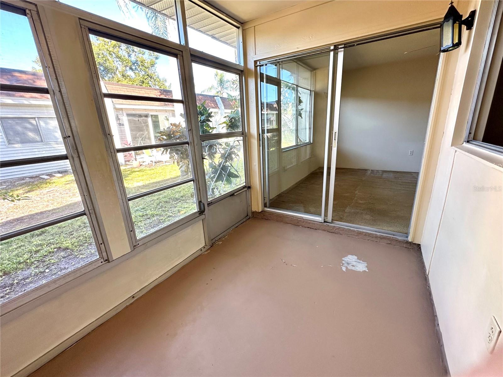 TB8444260 Property Photo