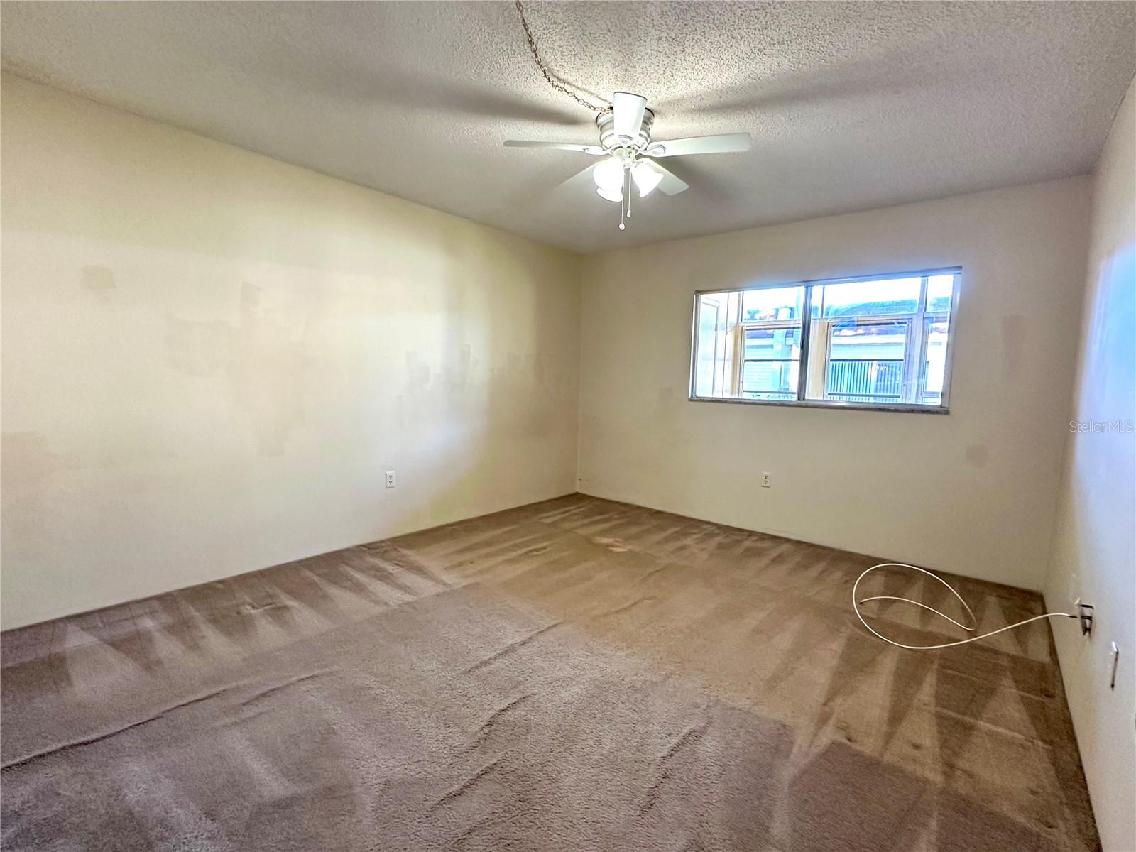 TB8444260 Property Photo