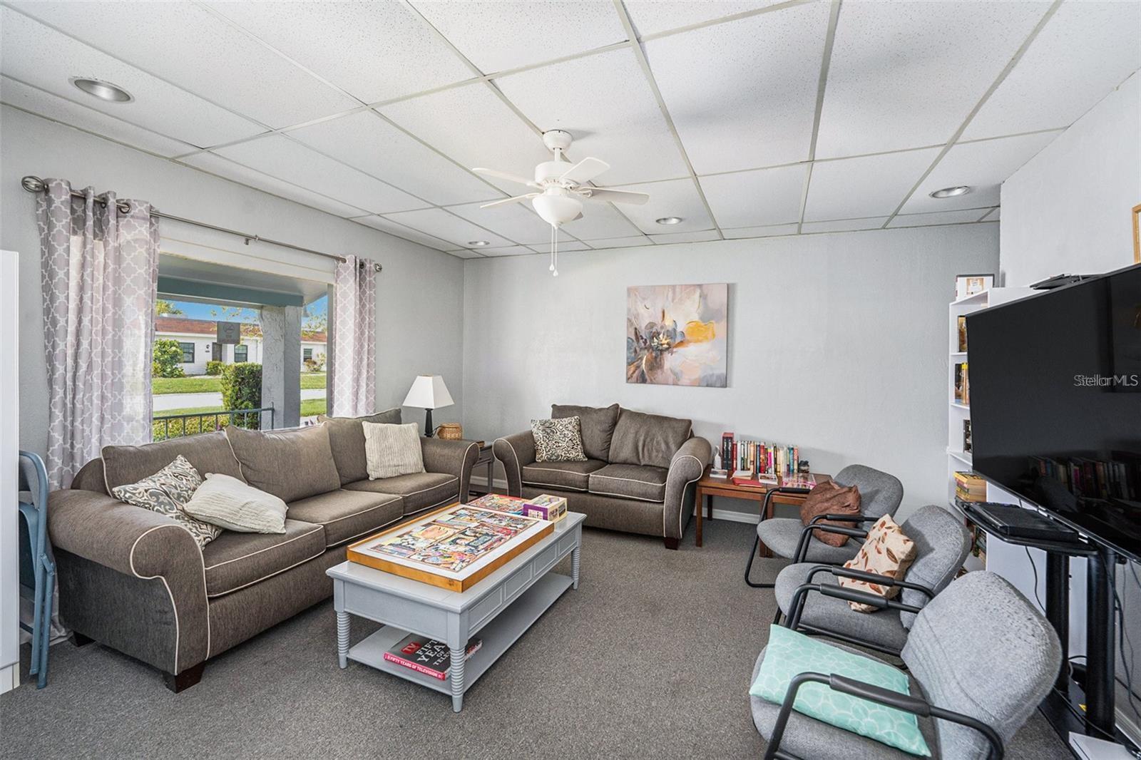 TB8444260 Property Photo