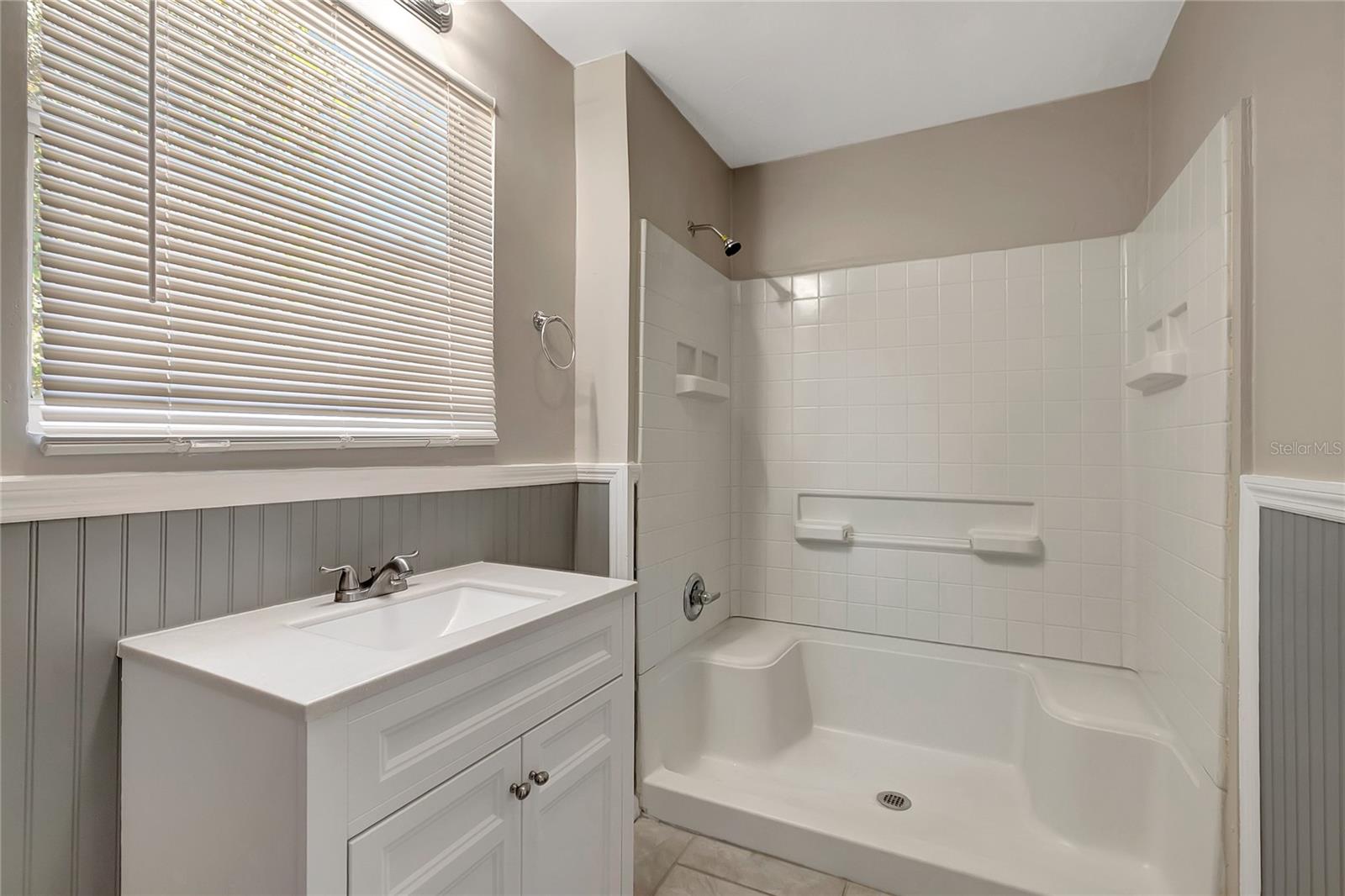 7902 ALLAMANDA AVE, TAMPA, FL, 33619