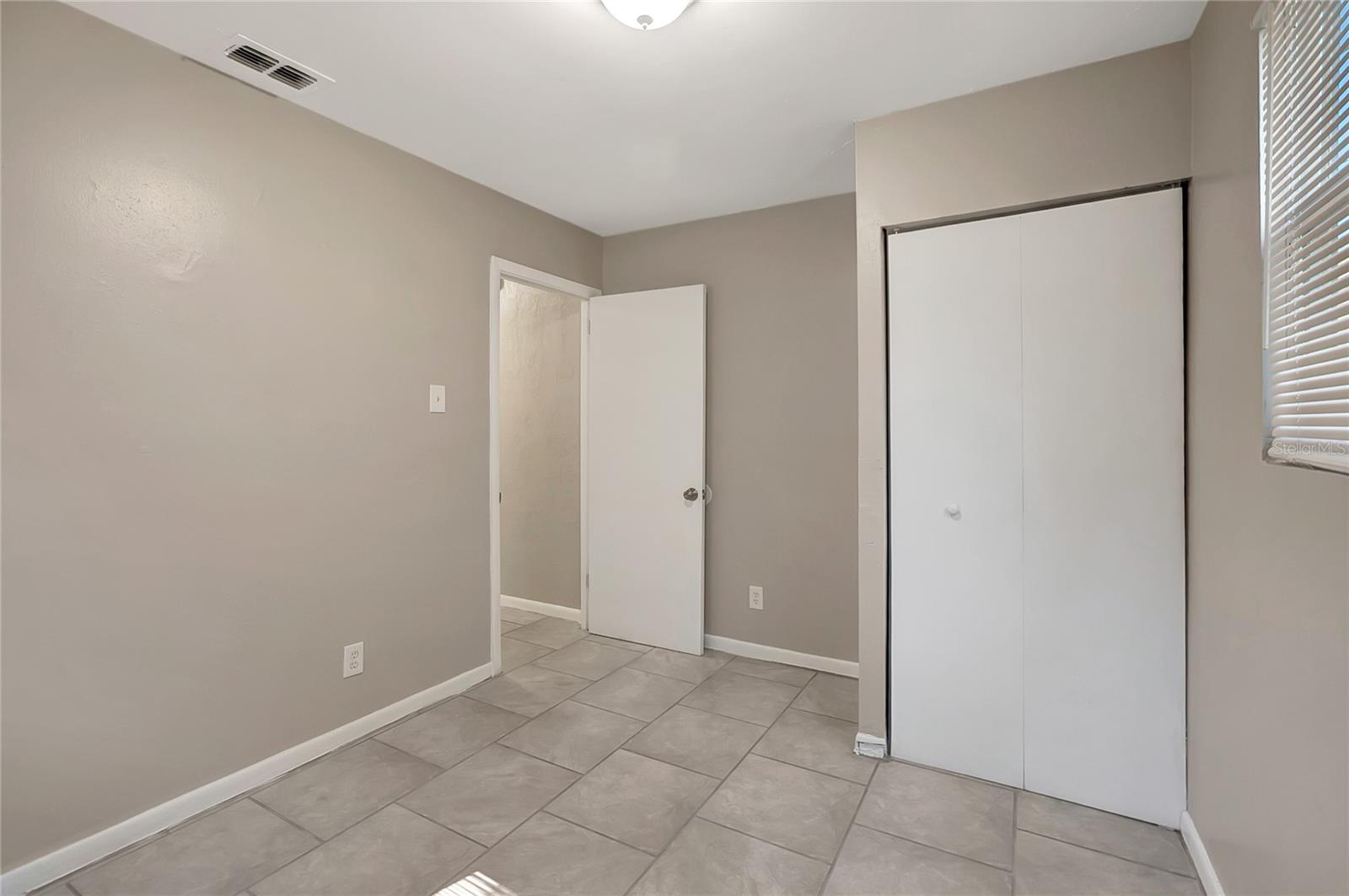 7902 ALLAMANDA AVE, TAMPA, FL, 33619