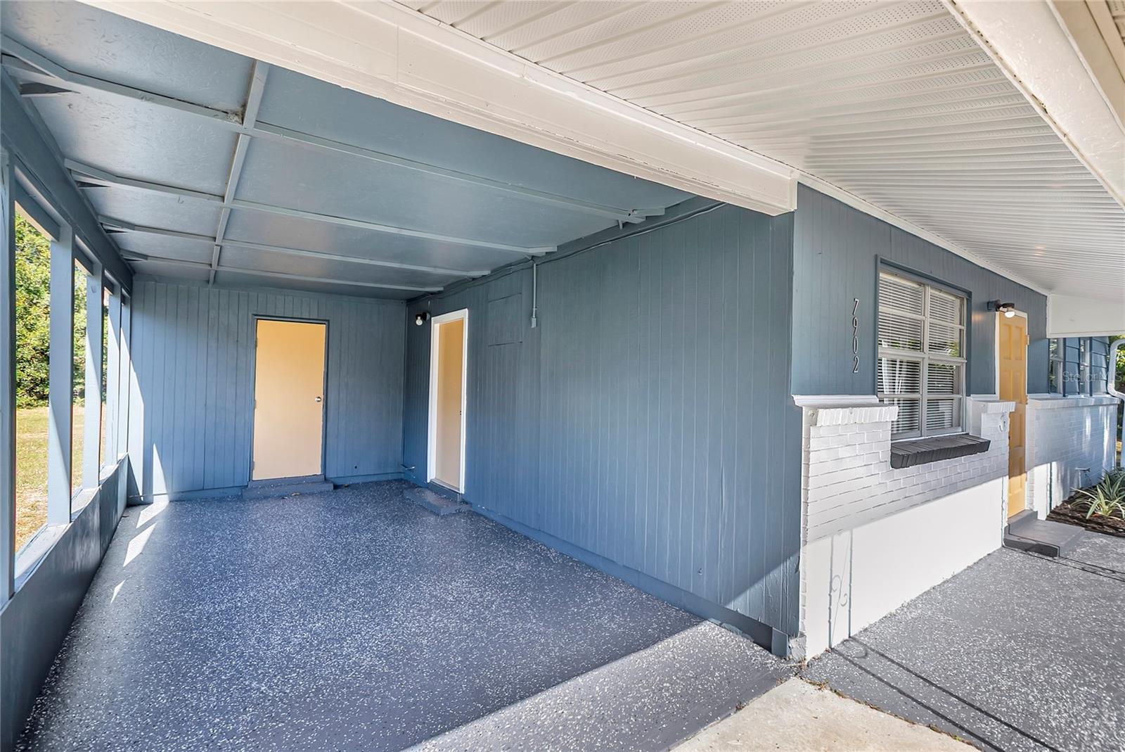 7902 ALLAMANDA AVE, TAMPA, FL, 33619