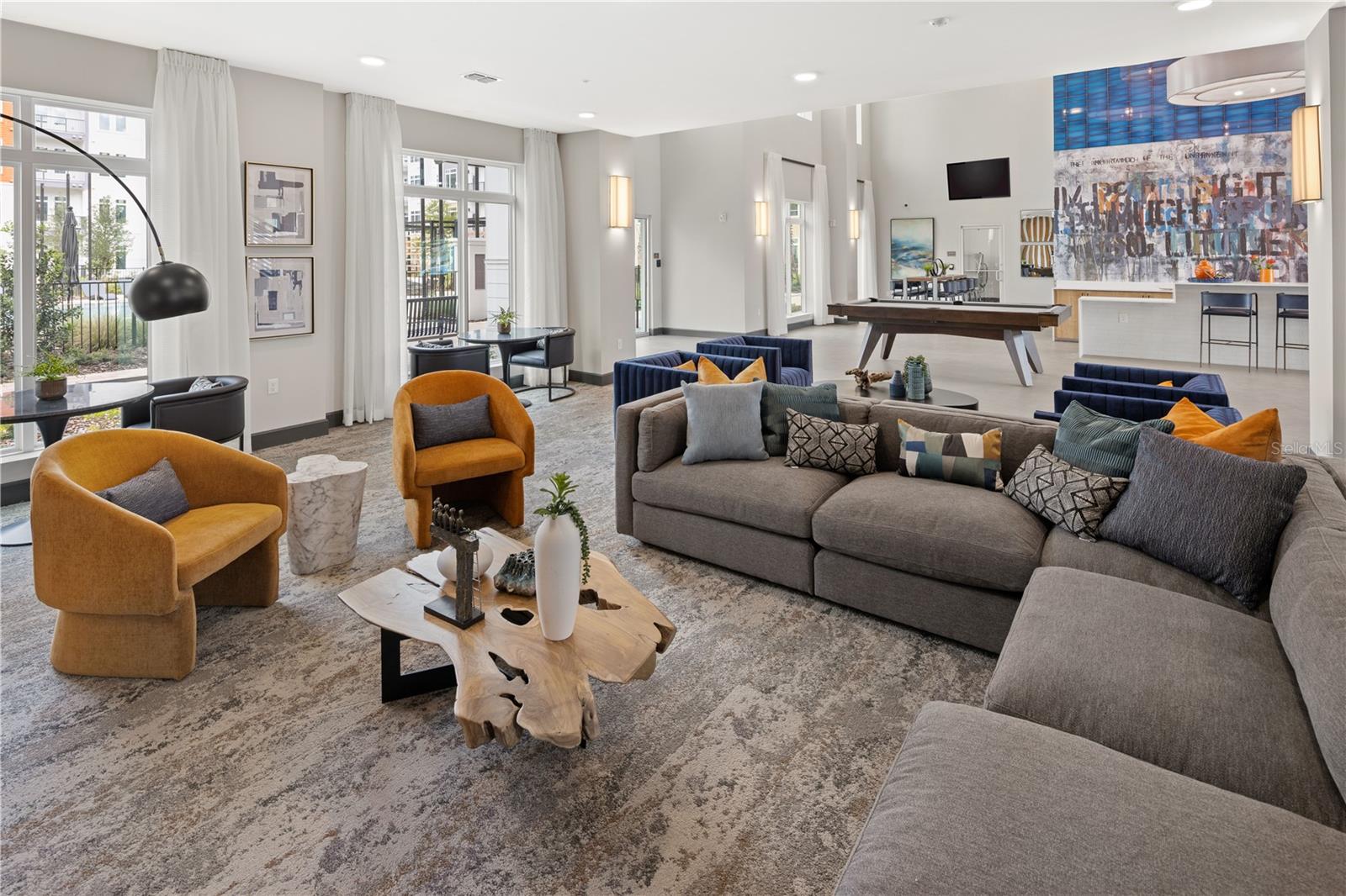 5256 INTERNATIONAL DR #B1, ORLANDO, FL, 32819