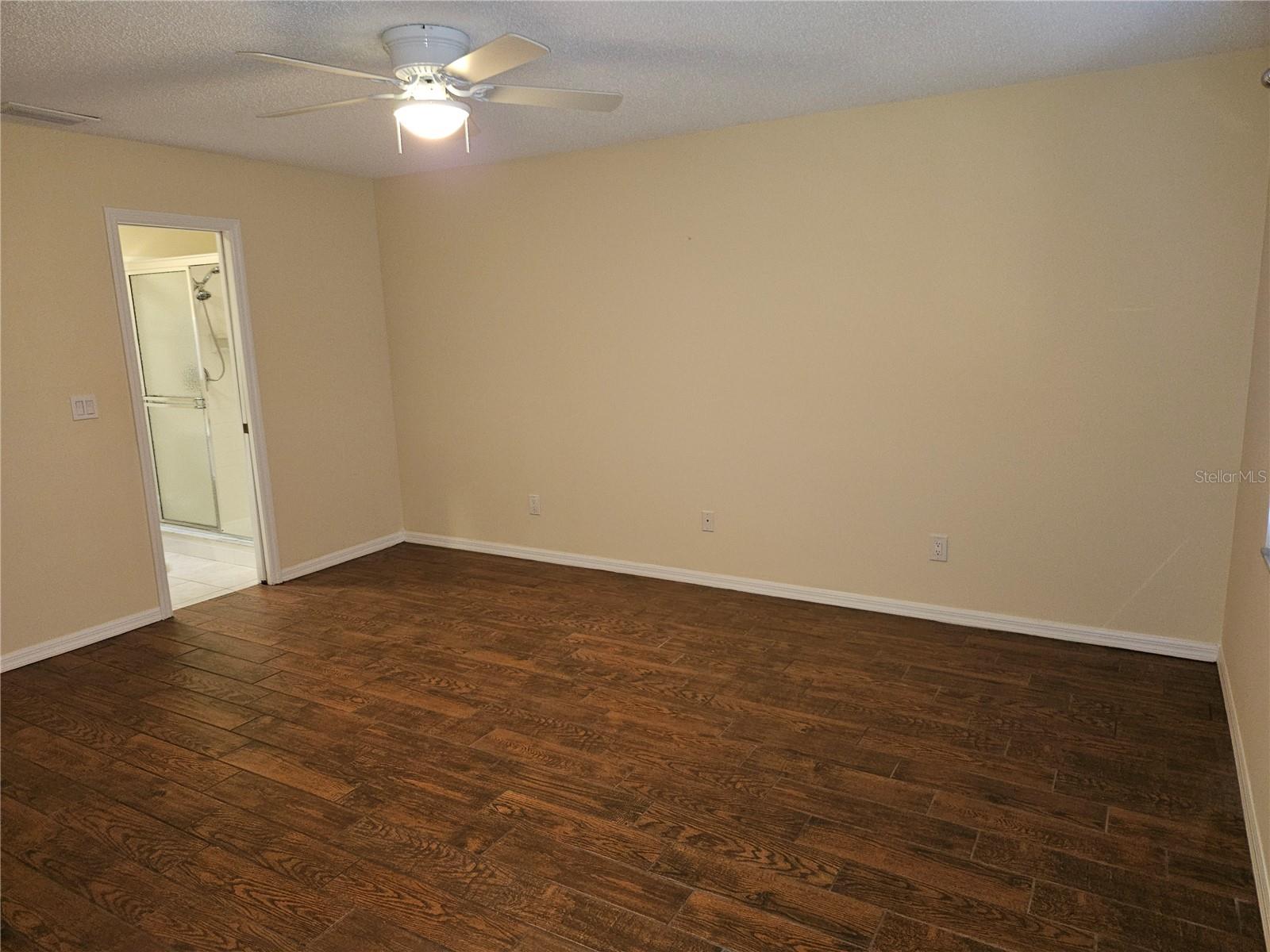 2012 HAWKHURST CIR #195, SUN CITY CENTER, FL, 33573