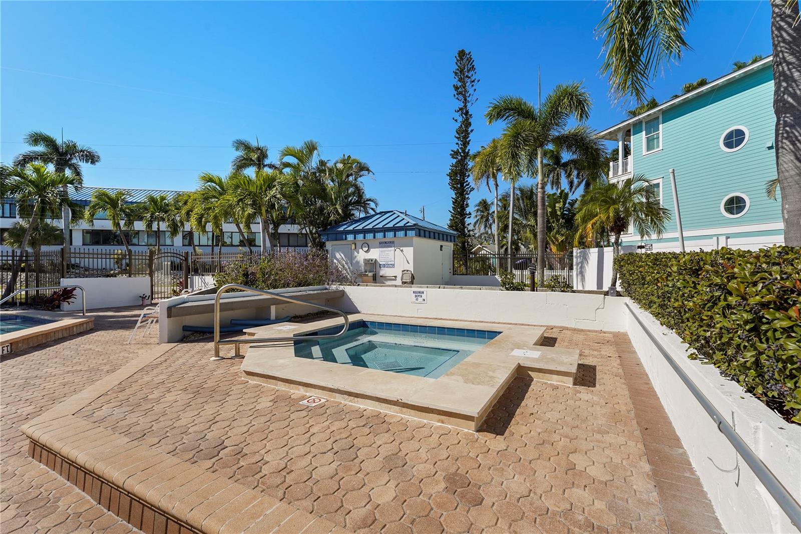 1007 GULF DR N #213, BRADENTON BEACH, FL, 34217