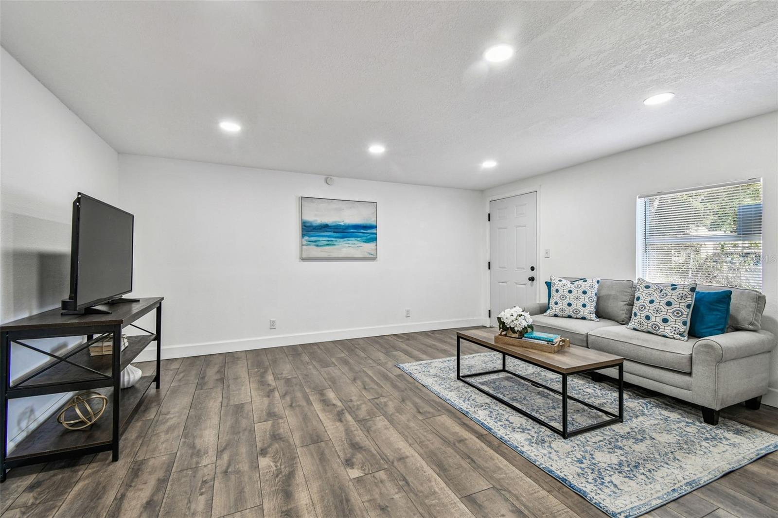 7918 ENDIVE AVE, TAMPA, FL, 33619