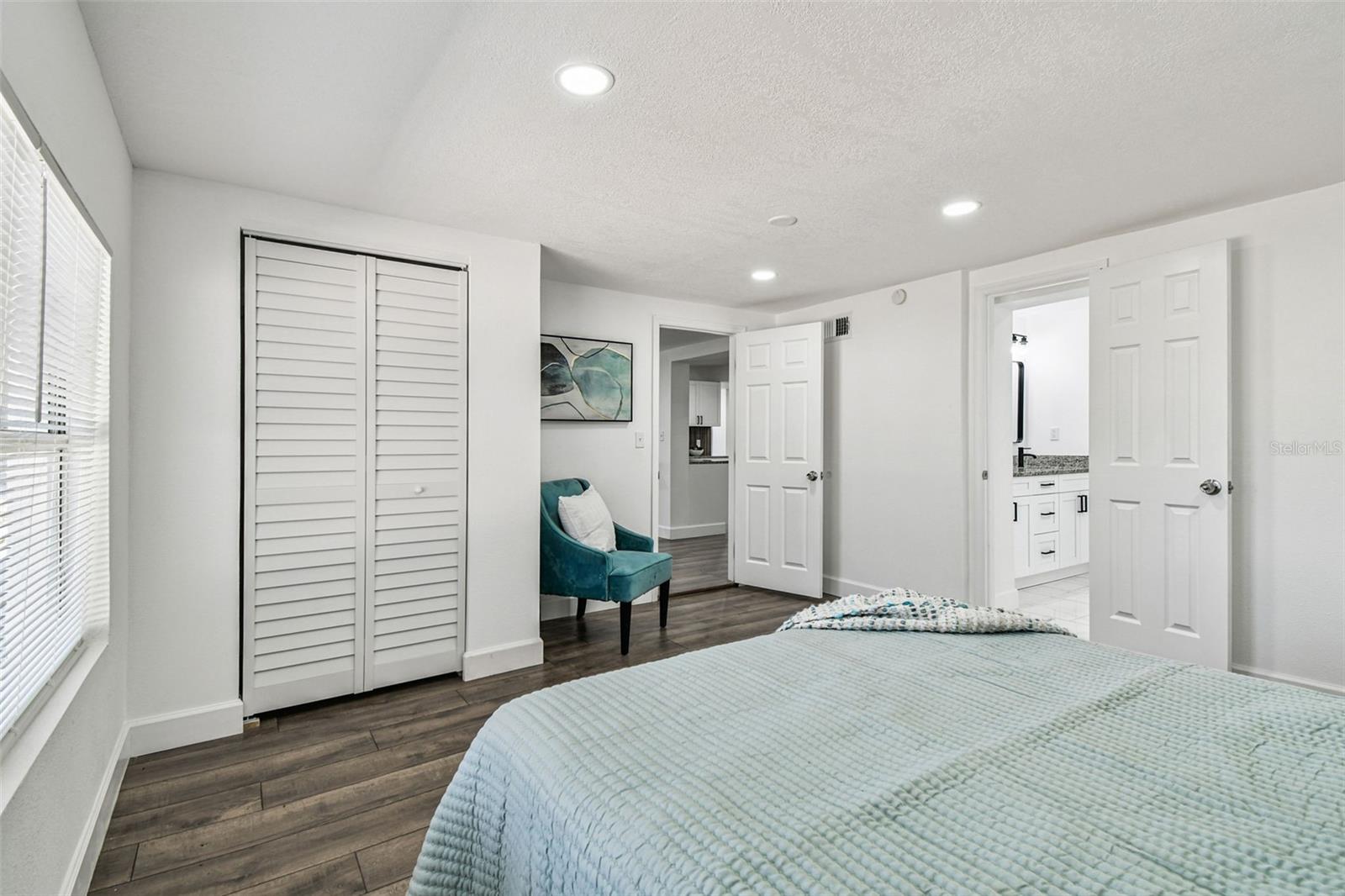 7918 ENDIVE AVE, TAMPA, FL, 33619