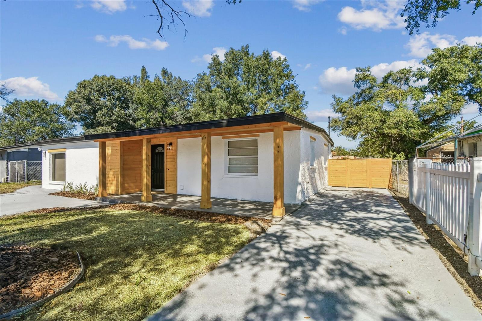 7918 ENDIVE AVE, TAMPA, FL, 33619