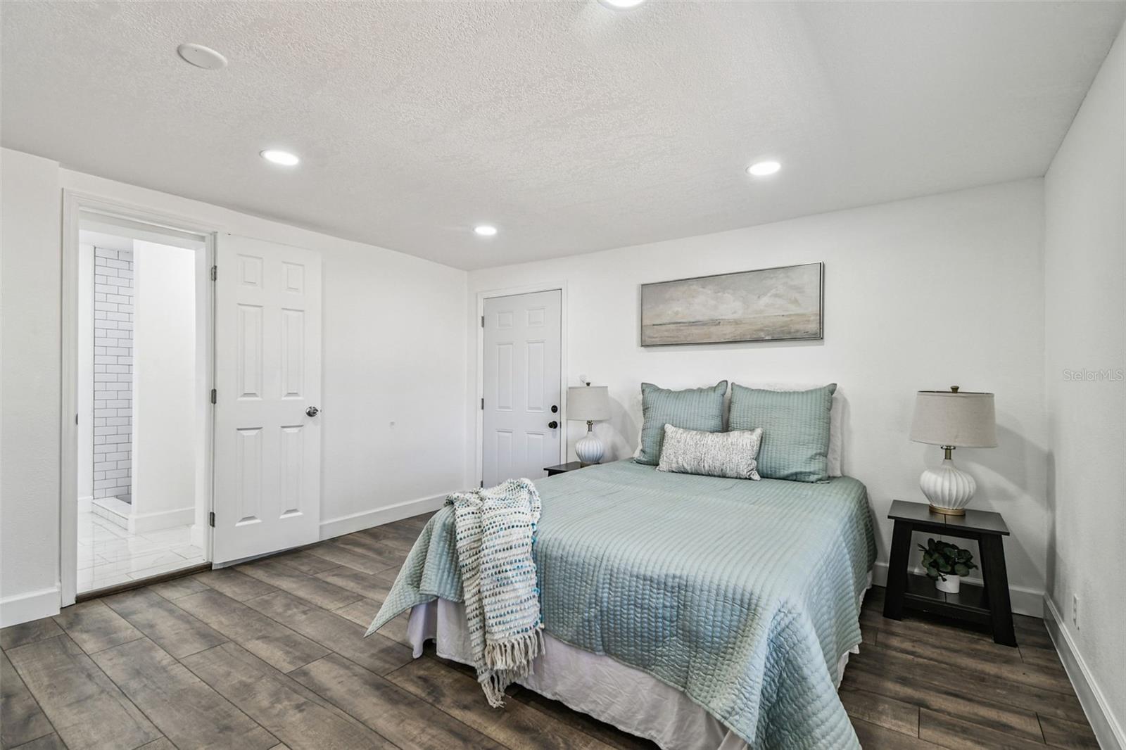 7918 ENDIVE AVE, TAMPA, FL, 33619