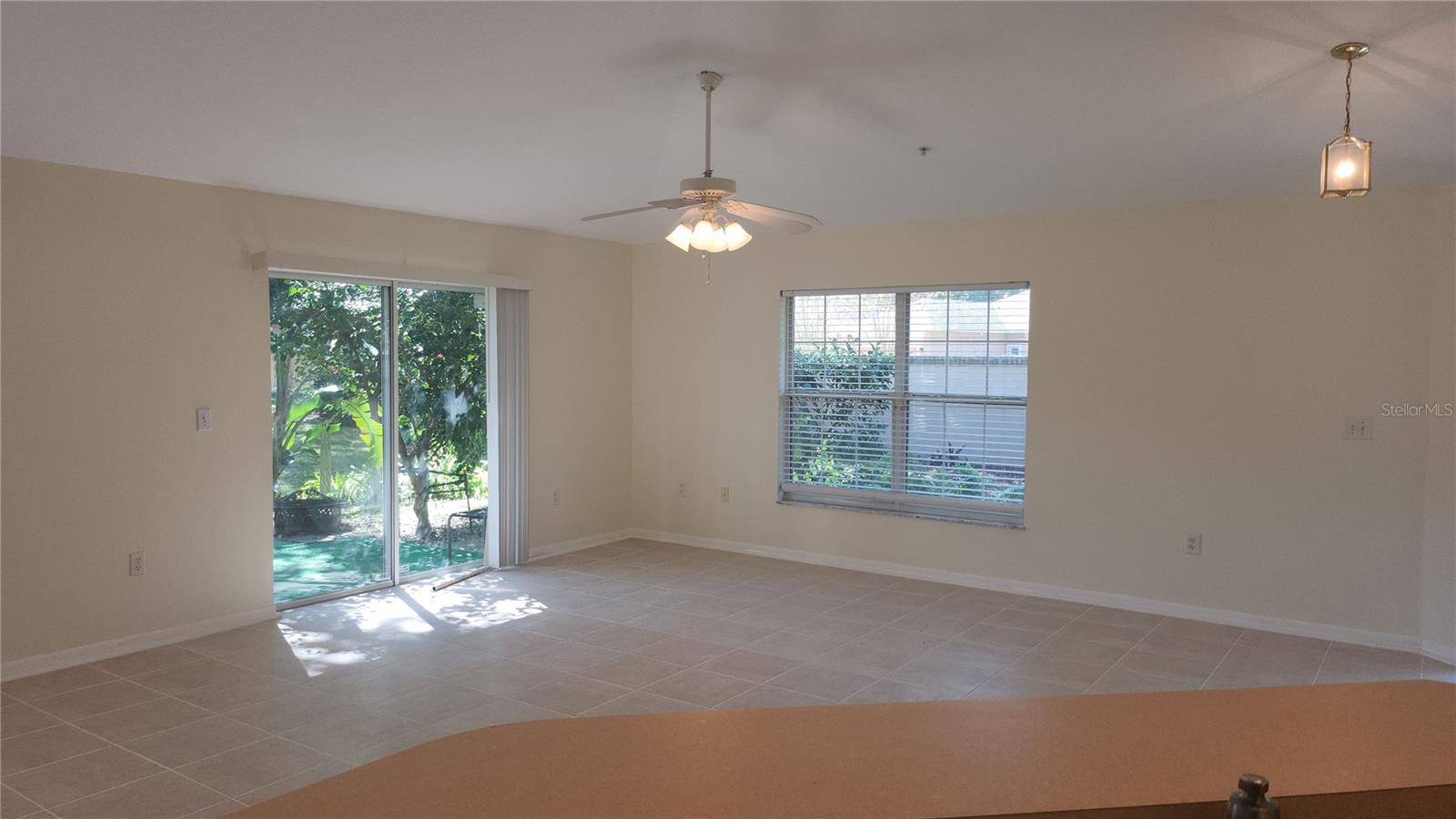 1292 N FAIRWAY DR, APOPKA, FL, 32712