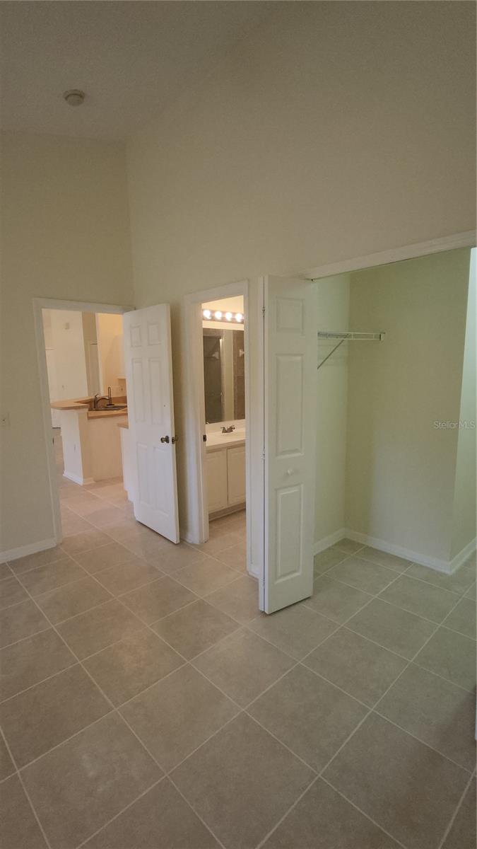 1292 N FAIRWAY DR, APOPKA, FL, 32712