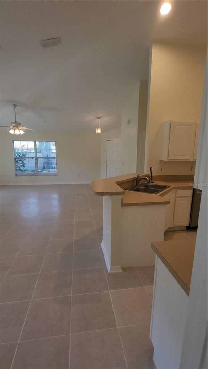 1292 N FAIRWAY DR, APOPKA, FL, 32712