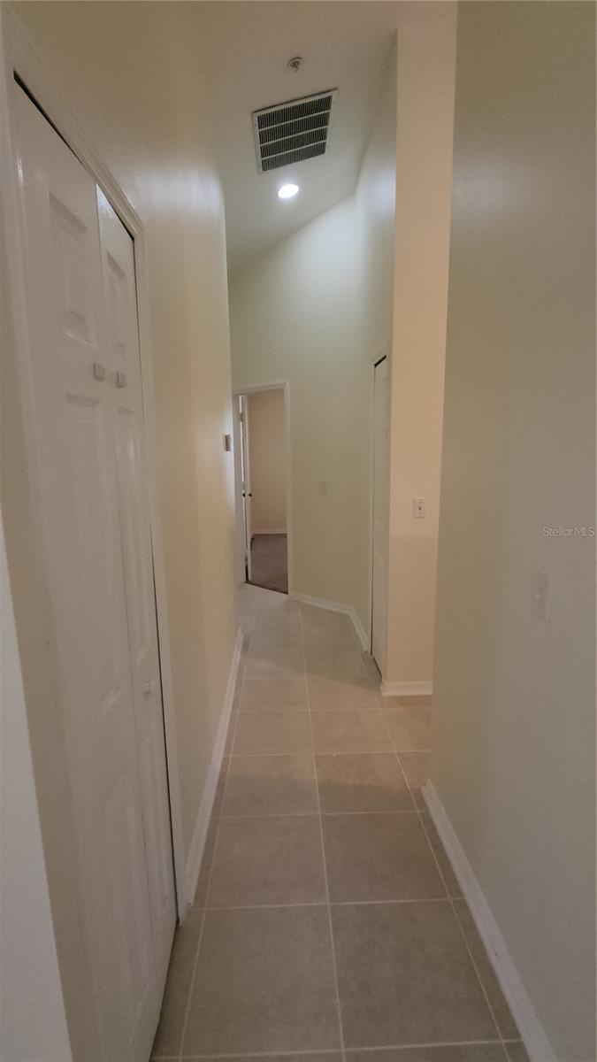 1292 N FAIRWAY DR, APOPKA, FL, 32712