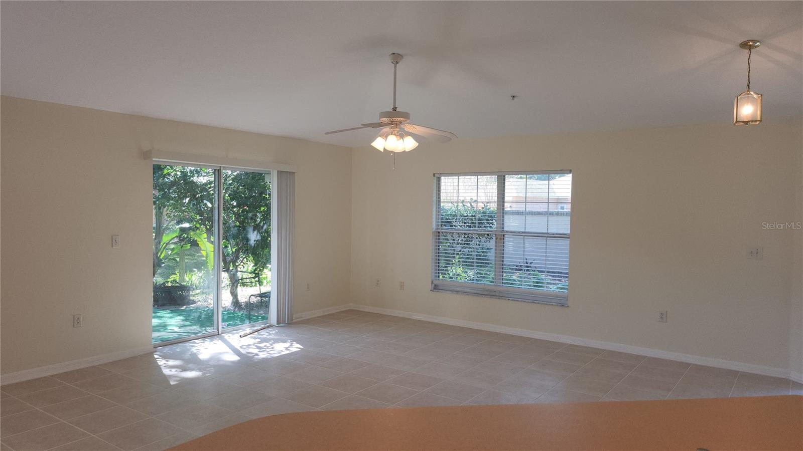 1292 N FAIRWAY DR, APOPKA, FL, 32712