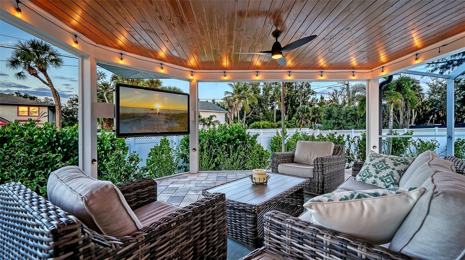 783 BIRDSONG LN, SARASOTA, FL, 34242