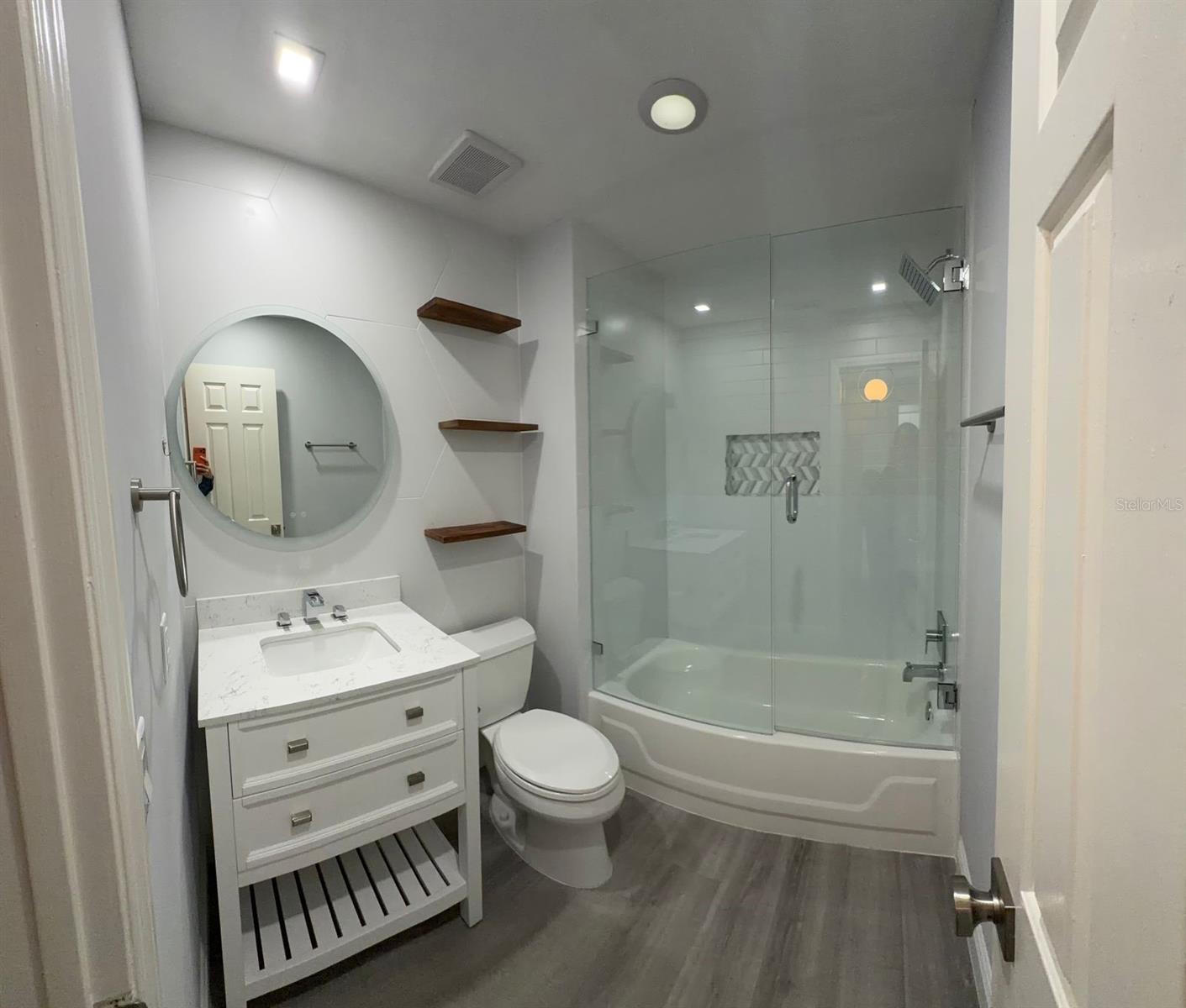 609 GALLERY DR #B204, WINTER PARK, FL, 32792